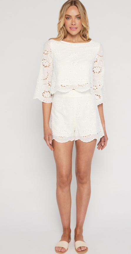 Willow Embroidered Set